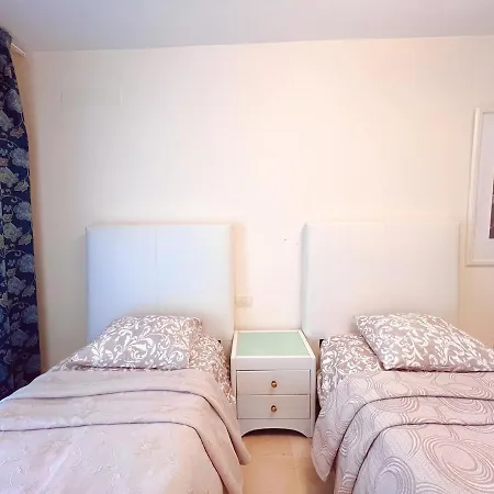 Townhouse In Peaceful Mar, Heated Pool, Parking! Pm6 *