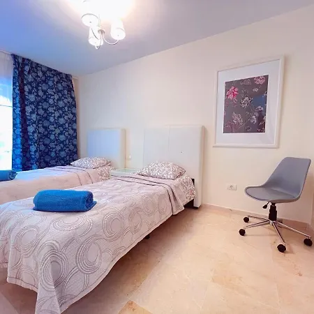 아파트 Townhouse In Peaceful Mar, Heated Pool, Parking! Pm6 *