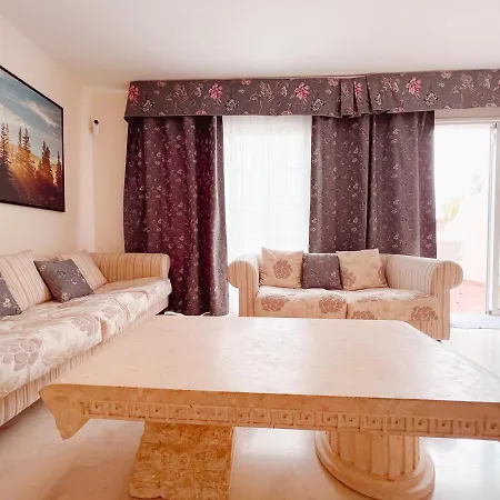 아파트 Townhouse In Peaceful Mar, Heated Pool, Parking! Pm6 팔름-마르